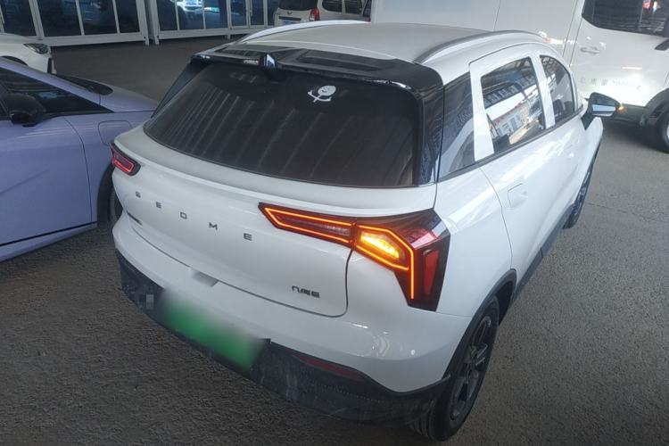 Used Geometry E Firefly 2024 401 km Fluorescent