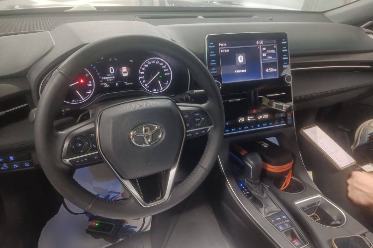Used Toyota Avalon 2019 2.5L Touring Premium Version China VI Standard
