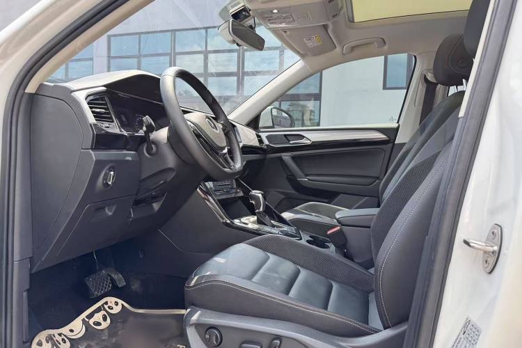 Used Volkswagen Tayron 2020 330TSI Two-Wheel Drive Luxury Smart Connectivity Version
