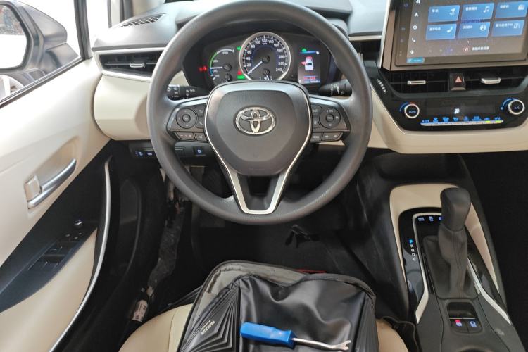 Used Toyota Corolla 2021 Dual-Motor 1.8L E-CVT Elite Edition
