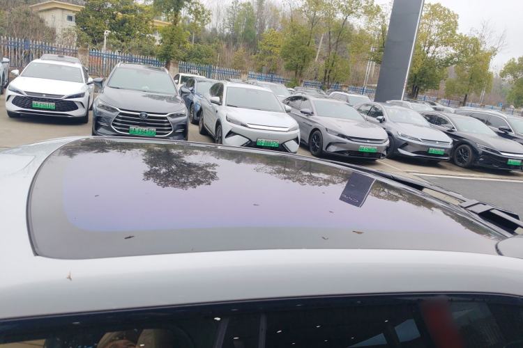 Used BYD Song L EV 2025 662 km Advanced Intelligent Driving Version
