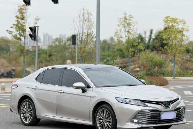 Used Toyota Camry 2018 Dual-Engine 2.5 HG Luxury Edition
