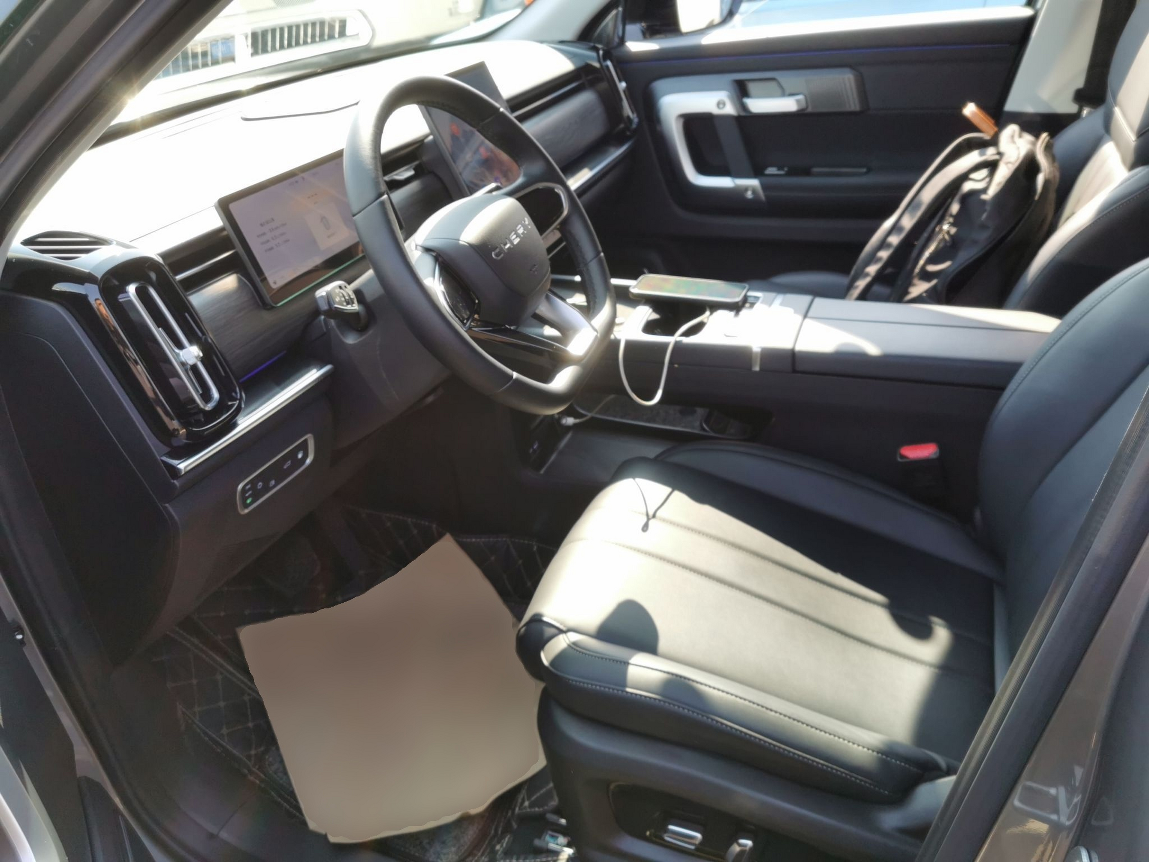 Переднее сиденье в автомобиле