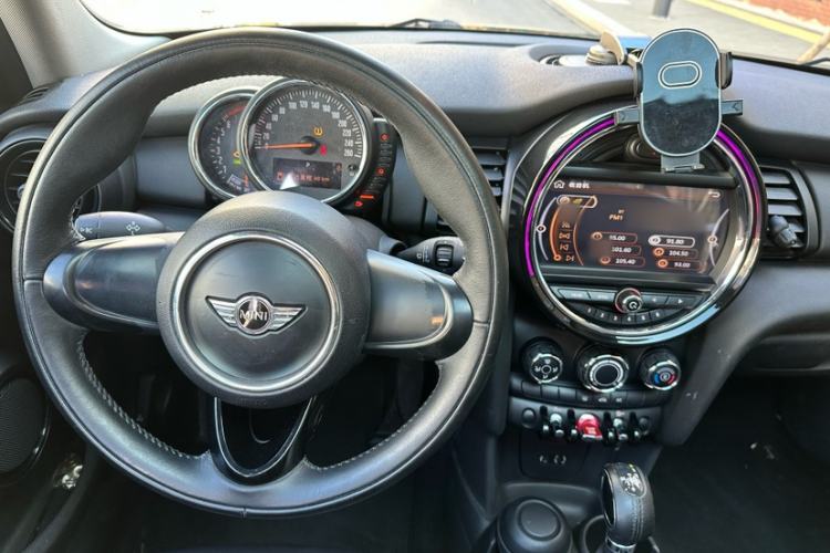 Used  MINI 2015 1.2T ONE Five-Door Edition
