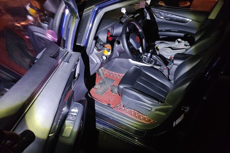 Used BYD Song MAX 2017 1.5T Manual Smart Connect Luxury 7-Seater
