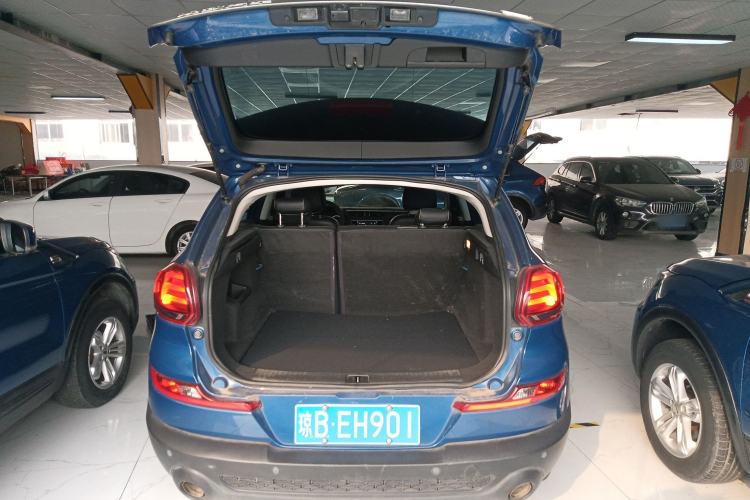 Used Qoros 5 2018 Revised Version 1.6T Automatic Leading Edition
