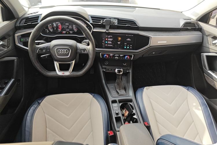 Used Audi Q3 2022 40 TFSI Fashion Dynamic Model