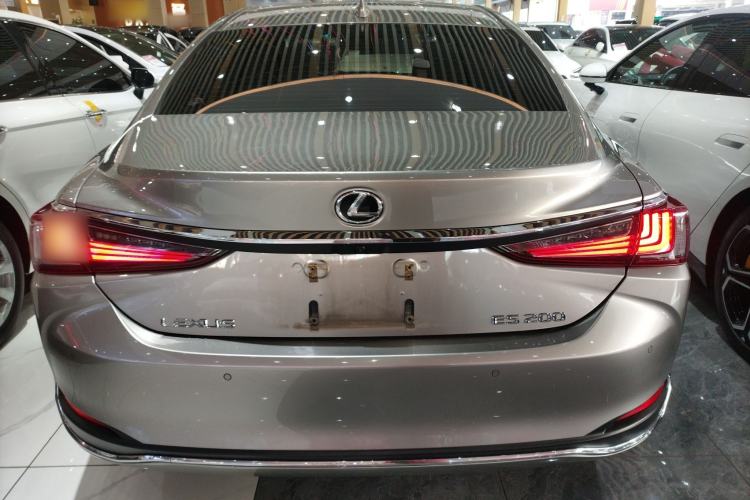 Used Lexus ES 2022 200 Excellence Edition