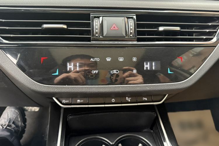 Used Hongqi HS5 2019 2.0T Smart Connect Flagship Edition
