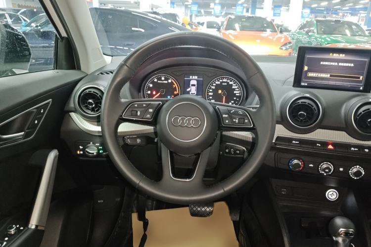 Used Audi Q2L 2021 35 TFSI Progressive Dynamic Edition
