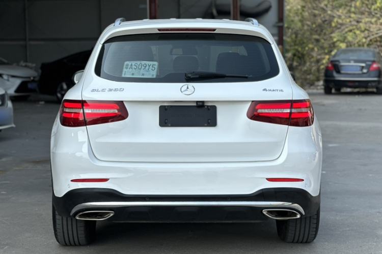Used Mercedes-Benz GLC 2017 GLC 260 4MATIC Luxury Model
