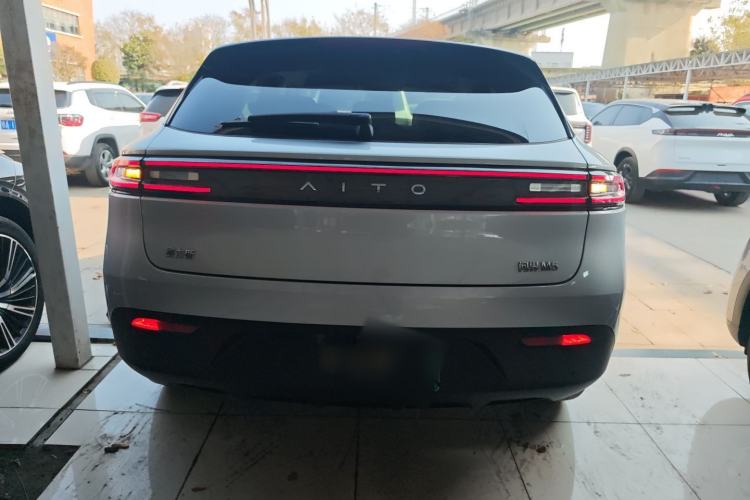 Used Hima AITO M5 2022 Extended-Range Four-Wheel Drive Performance Version
