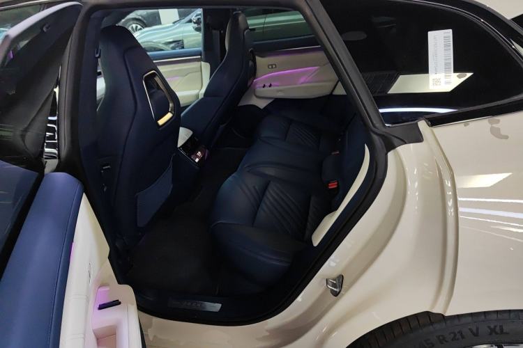 Used Zeekr 001 2025 YOU Edition 100 kWh All-Wheel Drive
