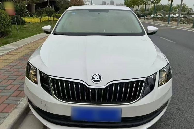 Used Skoda Octavia 2018 1.6L Automatic Comfort Edition
