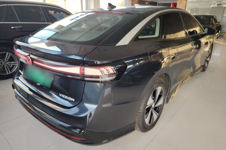 Used Volkswagen ID.7 VIZZION 2024 AIR model
