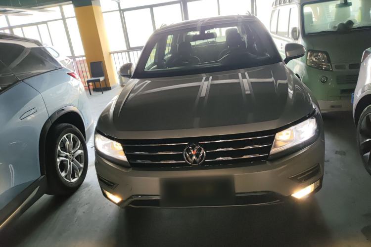 Used Volkswagen Tiguan L 2019 Updated Version 330TSI Automatic Two-Wheel Drive Panoramic Comfort Edition China VI Standard
