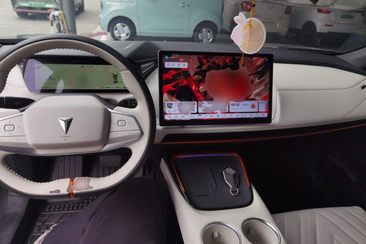 Used  SL03 2023 135Plus Range-Extended Version
