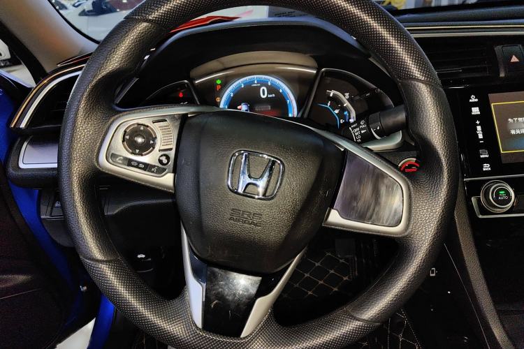 Used Honda Civic 2016 220TURBO CVT Luxury Edition
