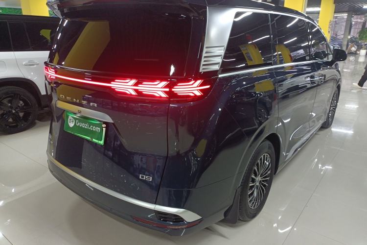 Used Denza D9 2022 DM-i 970 Four-Wheel Drive Flagship Model