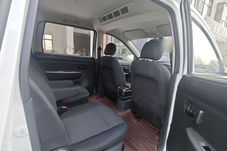 Used Dongfeng Fengon 330 2014 1.5L Manual Utility Version DK15