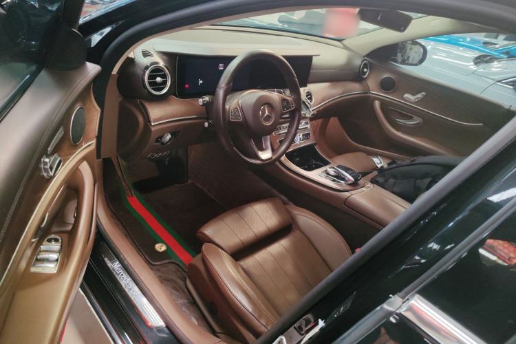 Used Mercedes-Benz E-Class 2018 Facelift E 200 L
