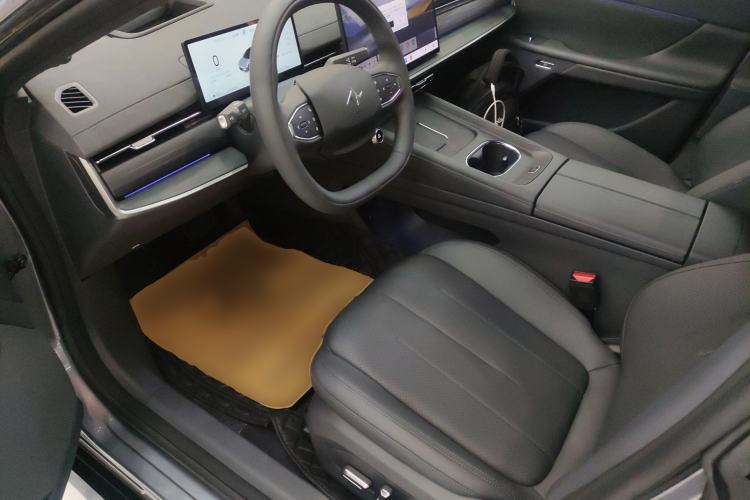 Used Dongfeng eπ eπ007 2026 Model 007+ Pure-Electric 565 Ultra+ All-Wheel-Drive LiDAR Edition
