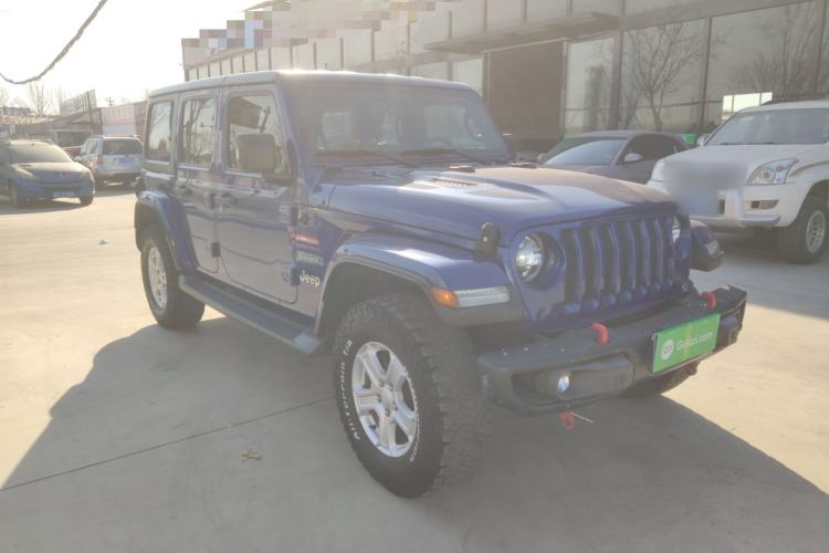 Used  Wrangler 2019 2.0T Sahara Four-Door Version China VI Emission Standard
