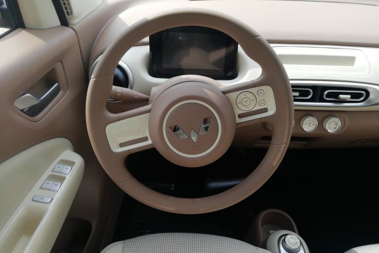 Used Wuling Hongguang MINIEV 2025 Four-Door Version Advanced Edition
