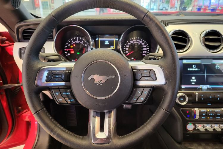 Used Ford Mustang 2015 2.3T Performance Edition
