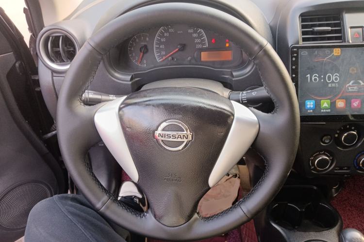 Used Nissan Sunny 2015 1.5XE Manual Comfort Edition
