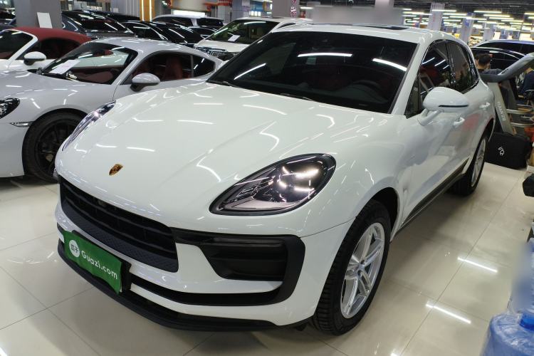 Used Porsche Macan 2024 Macan 2.0T