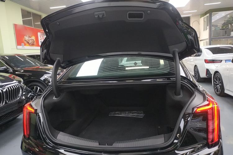 Used Cadillac CT5 2024 28T Luxury Version