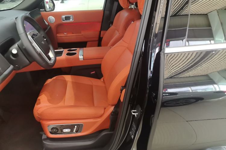 Used Li Auto L8 2025 Max Smart Refresh Edition
