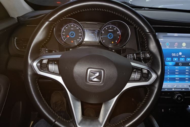 Used Zotye SR7 2017 1.5T CVT Cube Dream Edition
