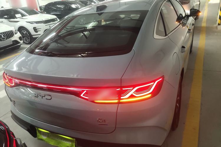 Used BYD Qin L 2025 DM-i Smart Drive 120KM Superior Model
