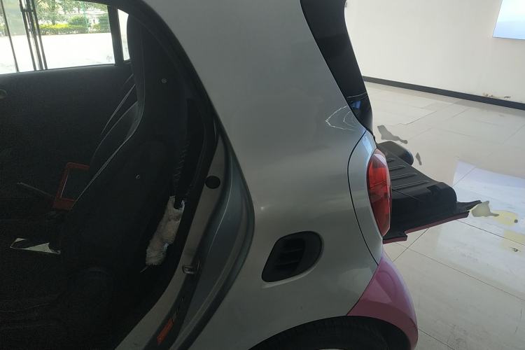 Used  fortwo 2018 1.0L 52kW Hardtop Passion Edition China V Standard
