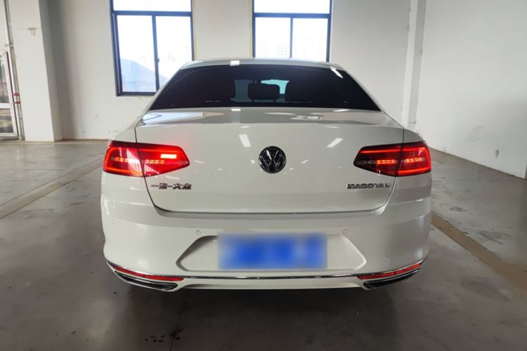 Used Volkswagen Magotan 2017 330TSI DSG Luxury Model