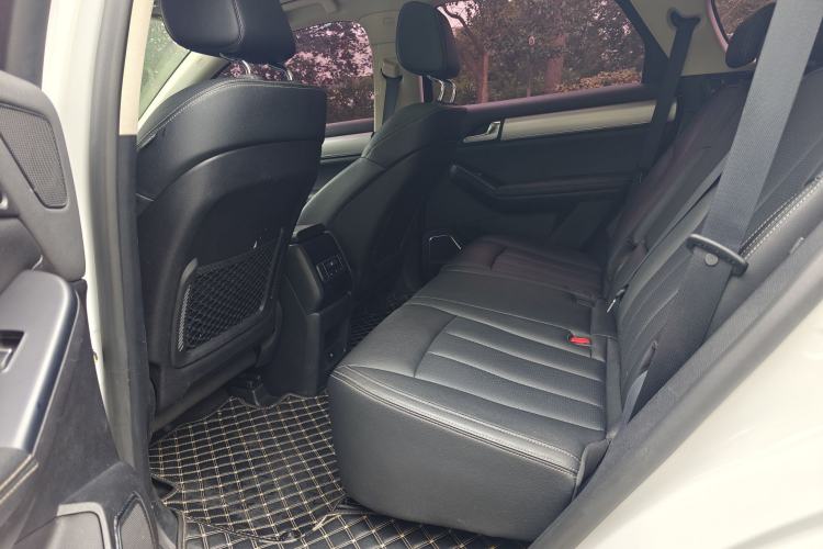 Used BYD Tang 2018 2.0T Automatic SmartConnect Prestige 7-Seater China V Standard
