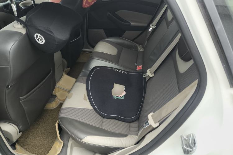 Used Ford Focus 2012 Hatchback 1.6L Automatic Fashion Edition
