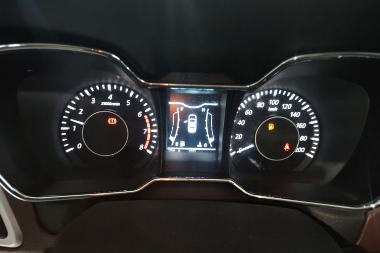 Used HYOSOW H3 2015 1.5L Manual Comfort Model
