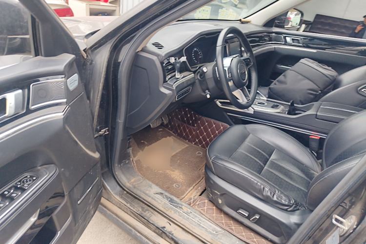 Used Zotye T700 2017 1.8T Dual-Clutch Luxury Model
