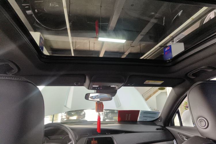 Used Cadillac XT4 2022 28T Two-Wheel-Drive Luxury Version
