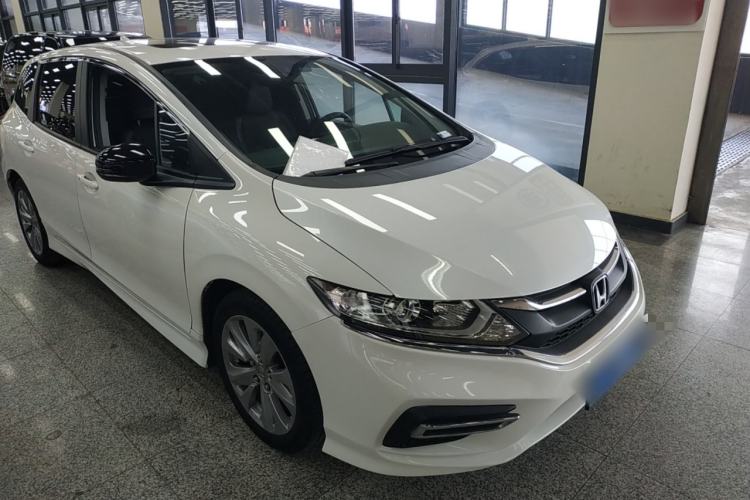 Used Honda Jade 2017 1.8L automatic Comfort version 5 seats