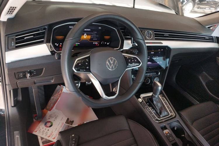 Used Volkswagen Magotan 2025 Zhongxiang Version 280TSI DSG Comfort Edition