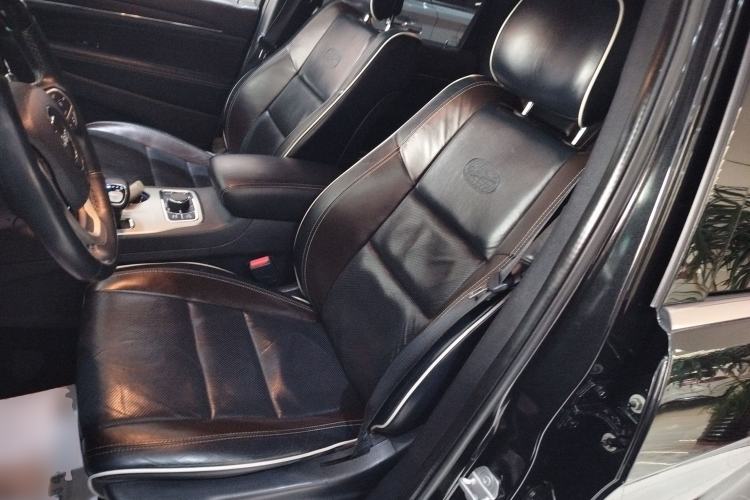 Used  Grand Cherokee 2015 3.6L Luxury Navigation Edition