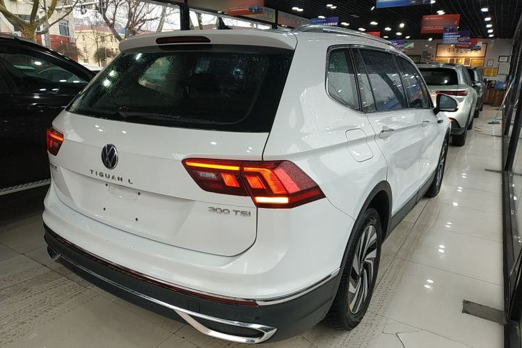 Used Volkswagen Tiguan L 2024 300TSI Automatic Two-Wheel Drive Smart Edition