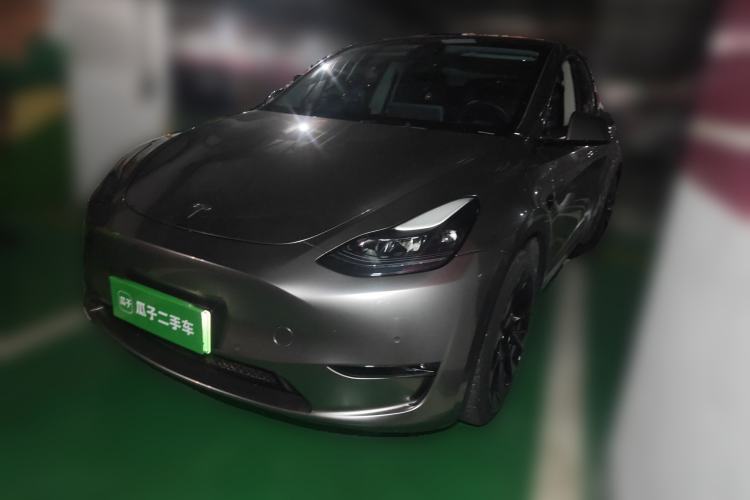 Used Tesla Model Y 2022 Long-Range All-Wheel-Drive Version