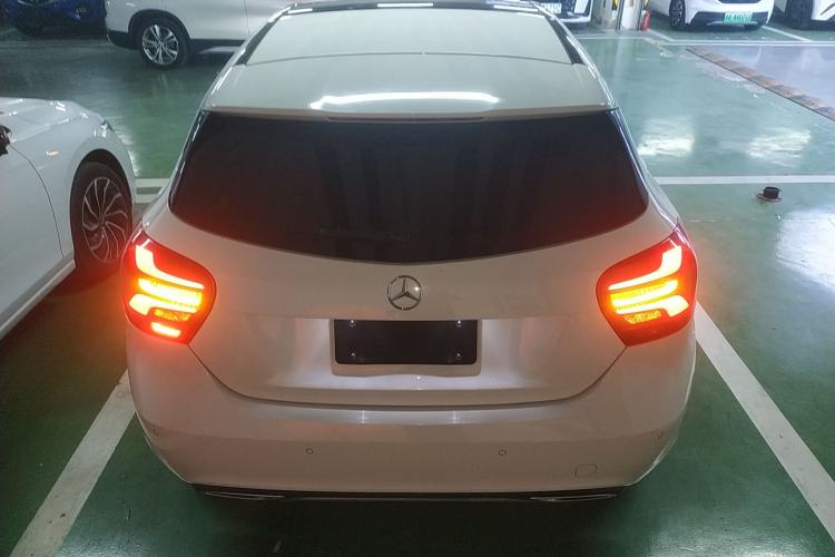 Used Mercedes-Benz A-Class (Import) 2018 A 200 Fashion Model

