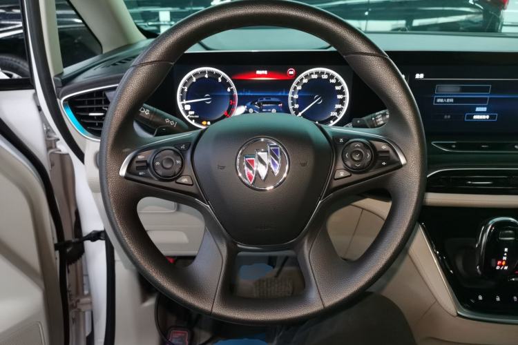 Used Buick GL8 2022 ES Landtrek 653T Comfort Edition