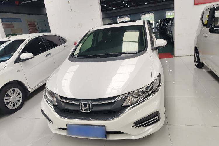 Used Honda Jade 2017 1.8L automatic Comfort version 5 seats
